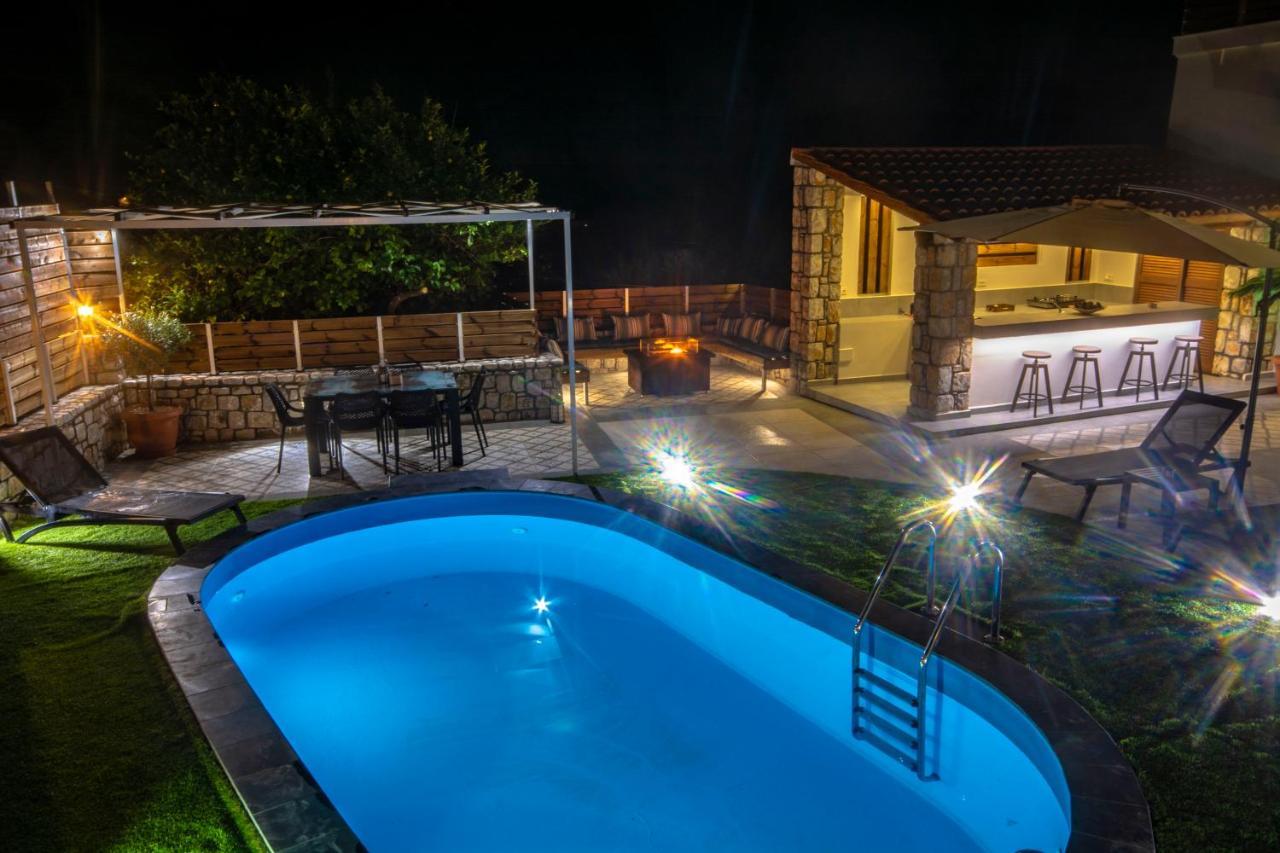 Casa Christina-Luxury Villa كيساموس المظهر الخارجي الصورة
